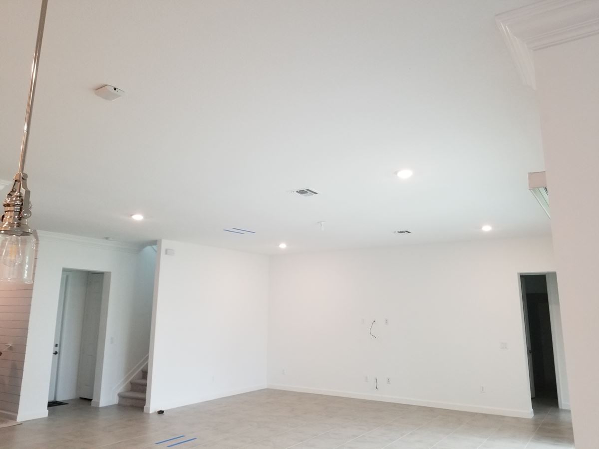 Custom Ceiling Installation In Royal